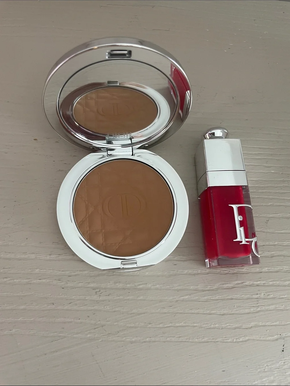 Dior Bronzing Powder Compact with Red Lip Glow